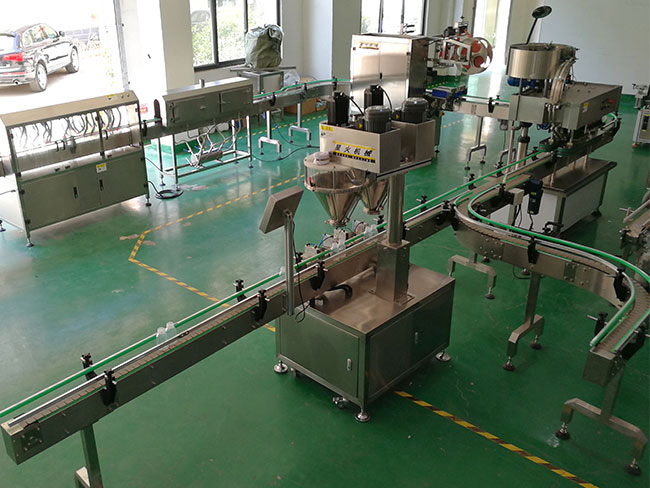 粉劑定量灌裝機(jī)設(shè)備車間實(shí)拍