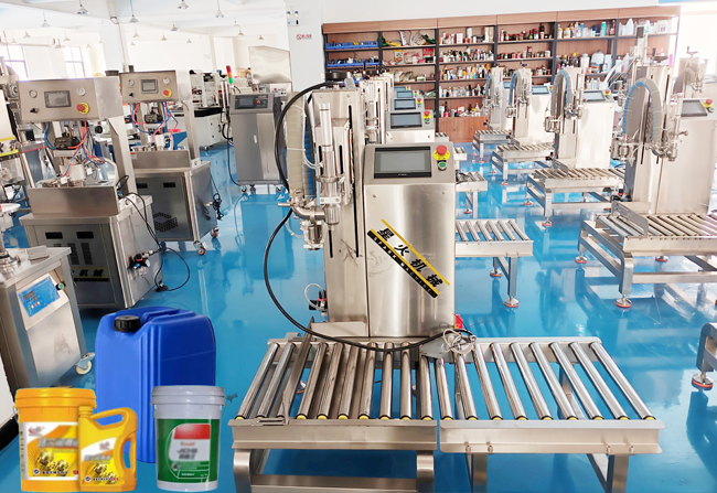 液體自動(dòng)稱重灌裝機(jī)