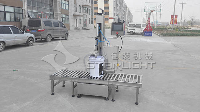 電子稱重灌裝機(jī)