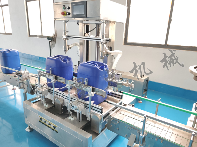 星火25kg桶裝清洗劑自動稱重灌裝機