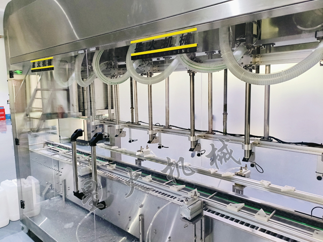 液體肥全自動(dòng)定量灌裝機(jī)