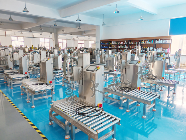 單頭半自動定量稱重灌裝機