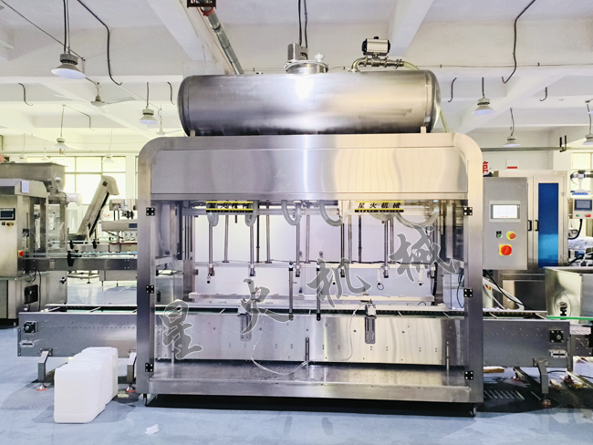 江蘇全自動稱重灌裝機(jī)