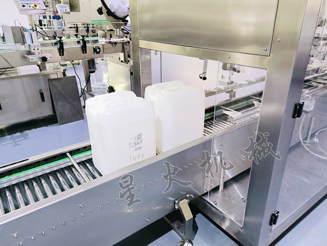 江蘇全自動稱重灌裝機(jī)